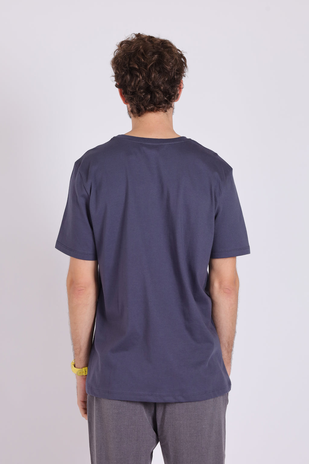 REMERA SAM