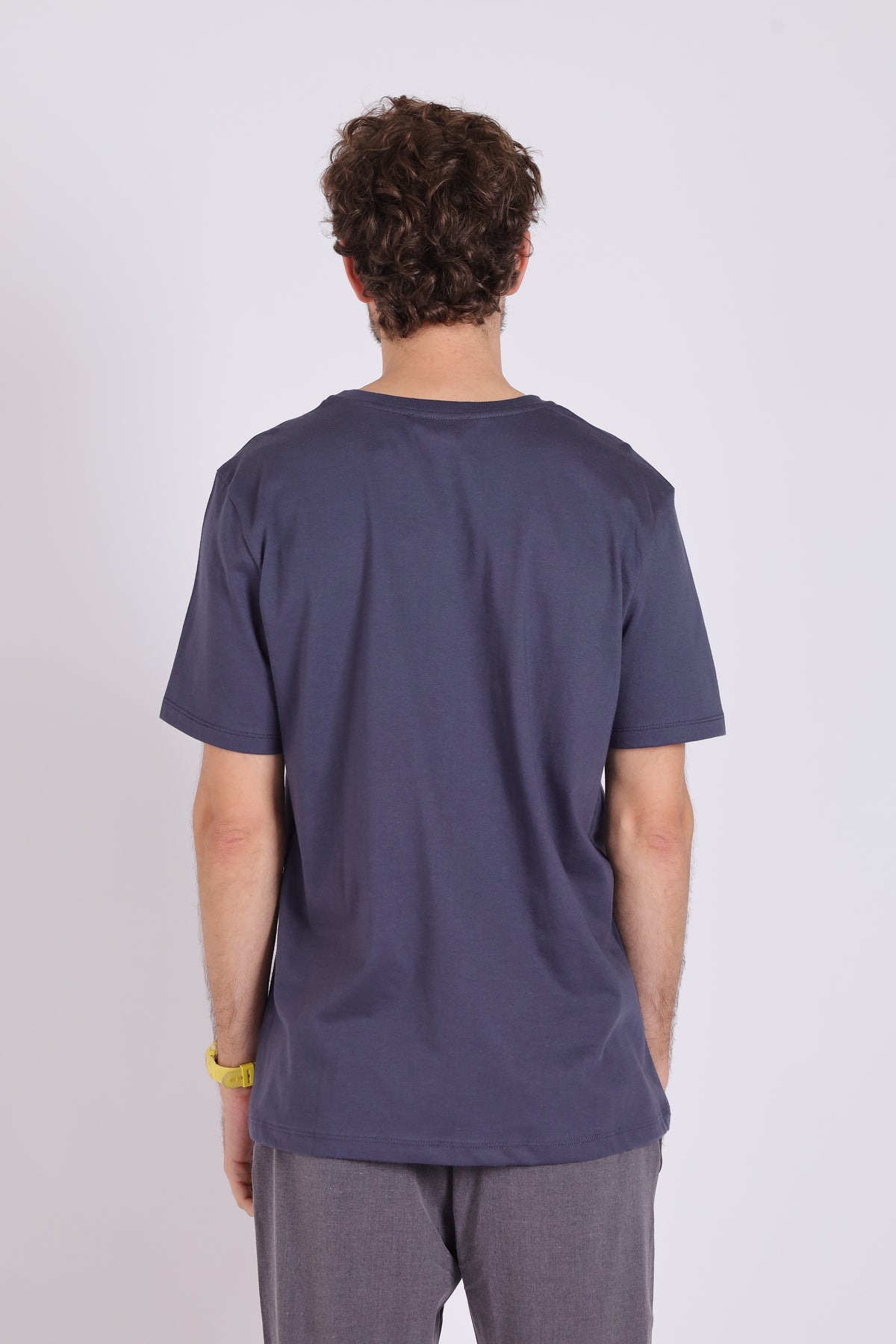 REMERA SAM