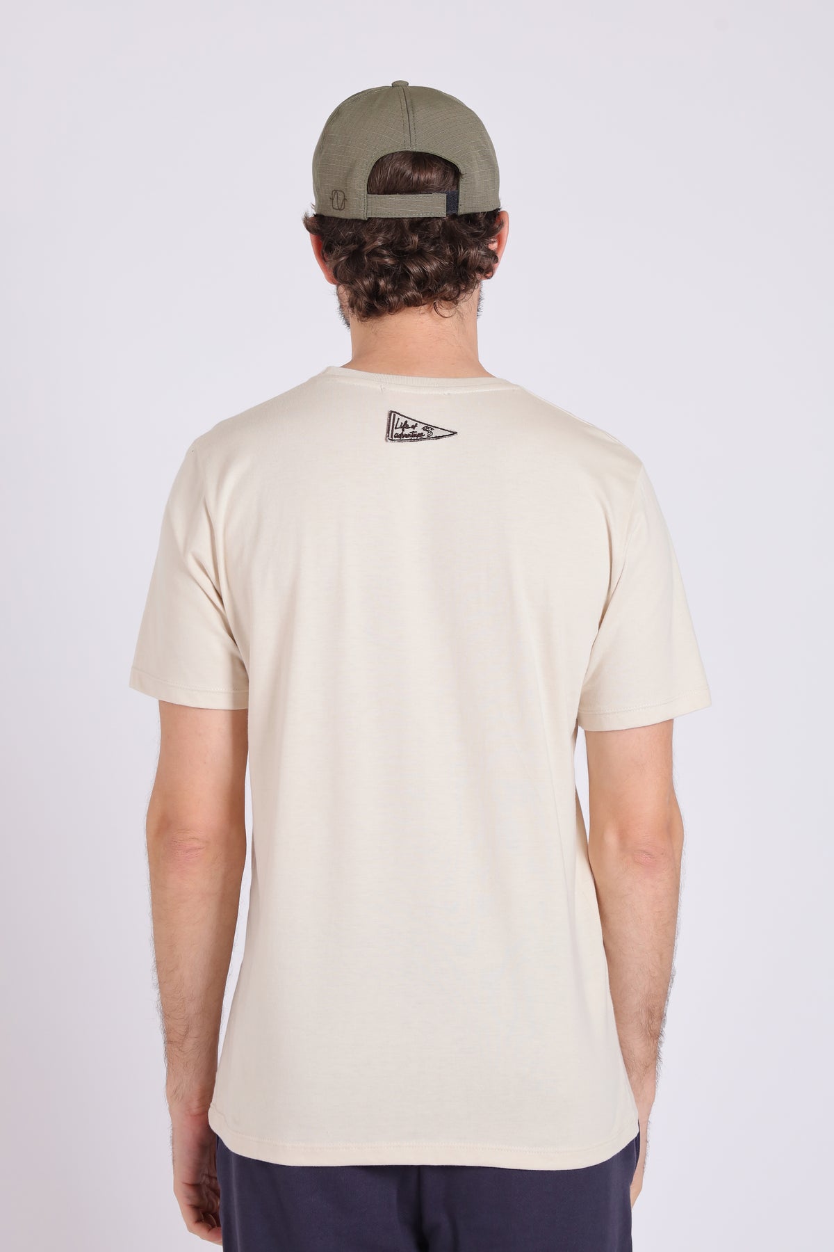 REMERA DELTA