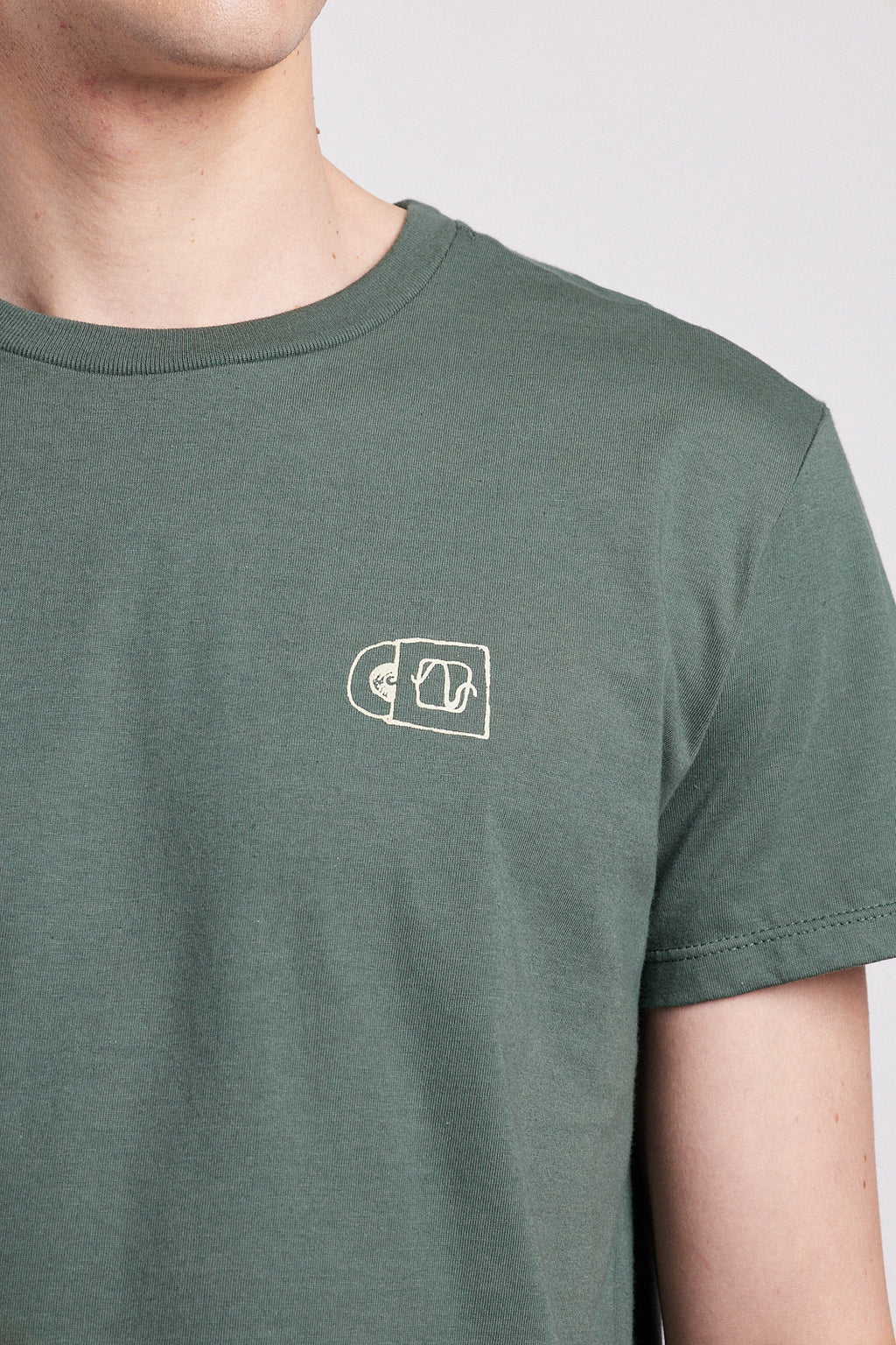 REMERA VINILO