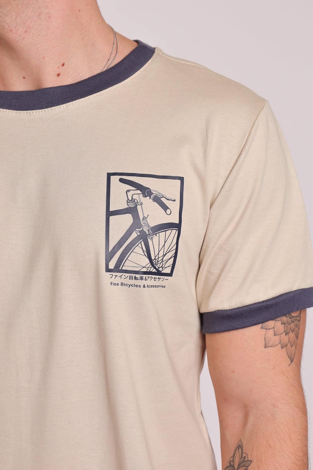 REMERA FINE