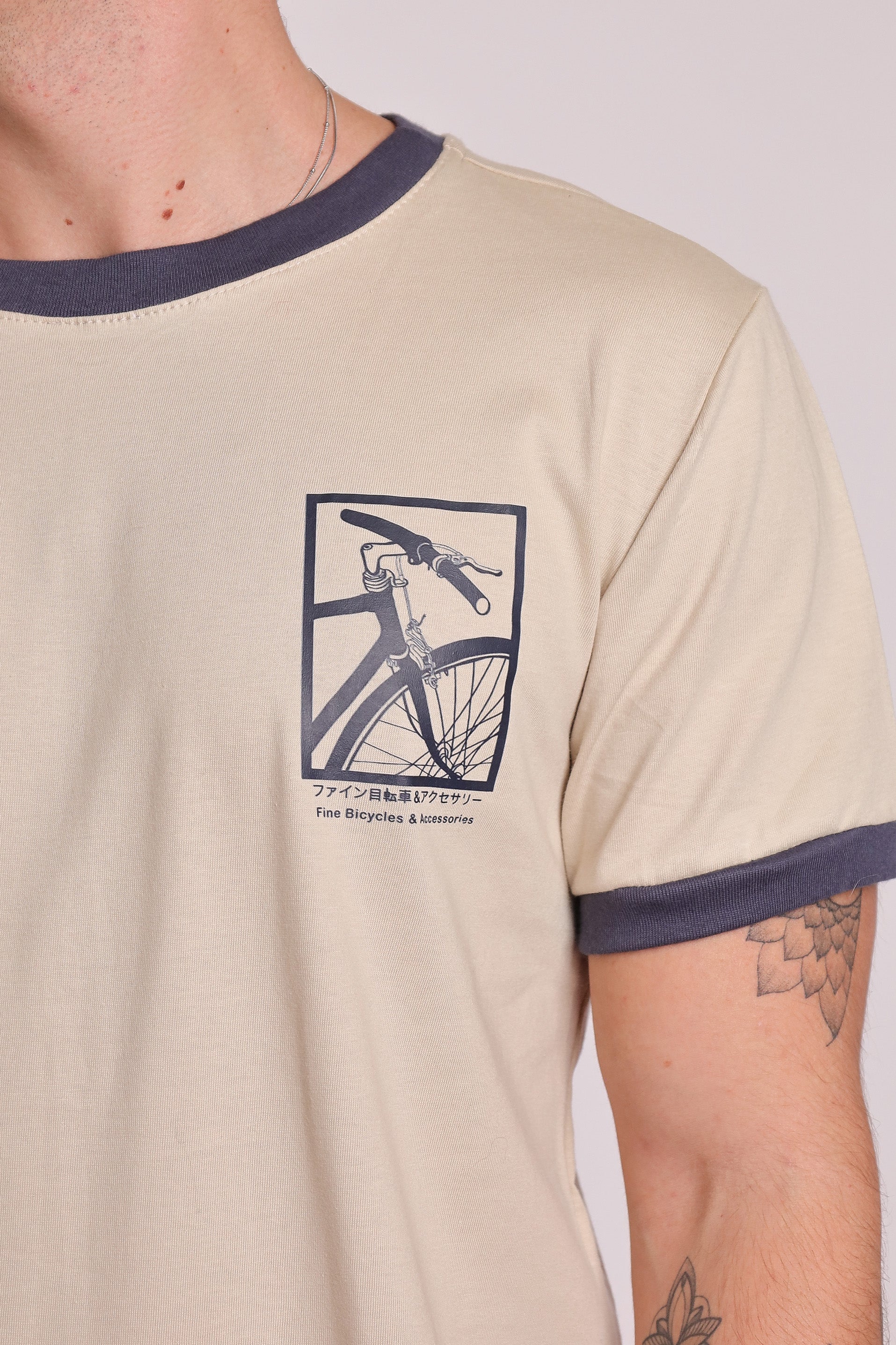 REMERA FINE