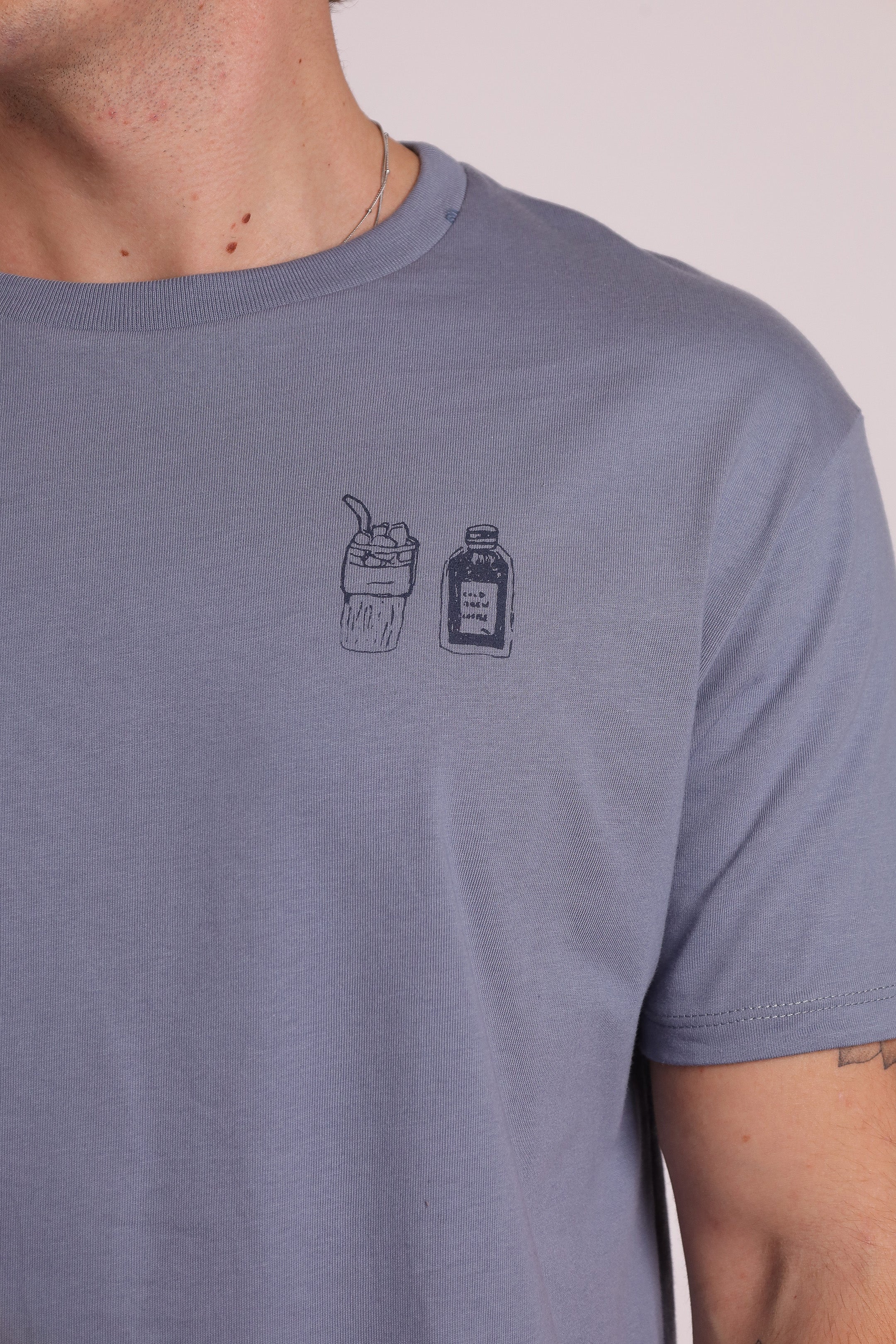 REMERA COLD BREW