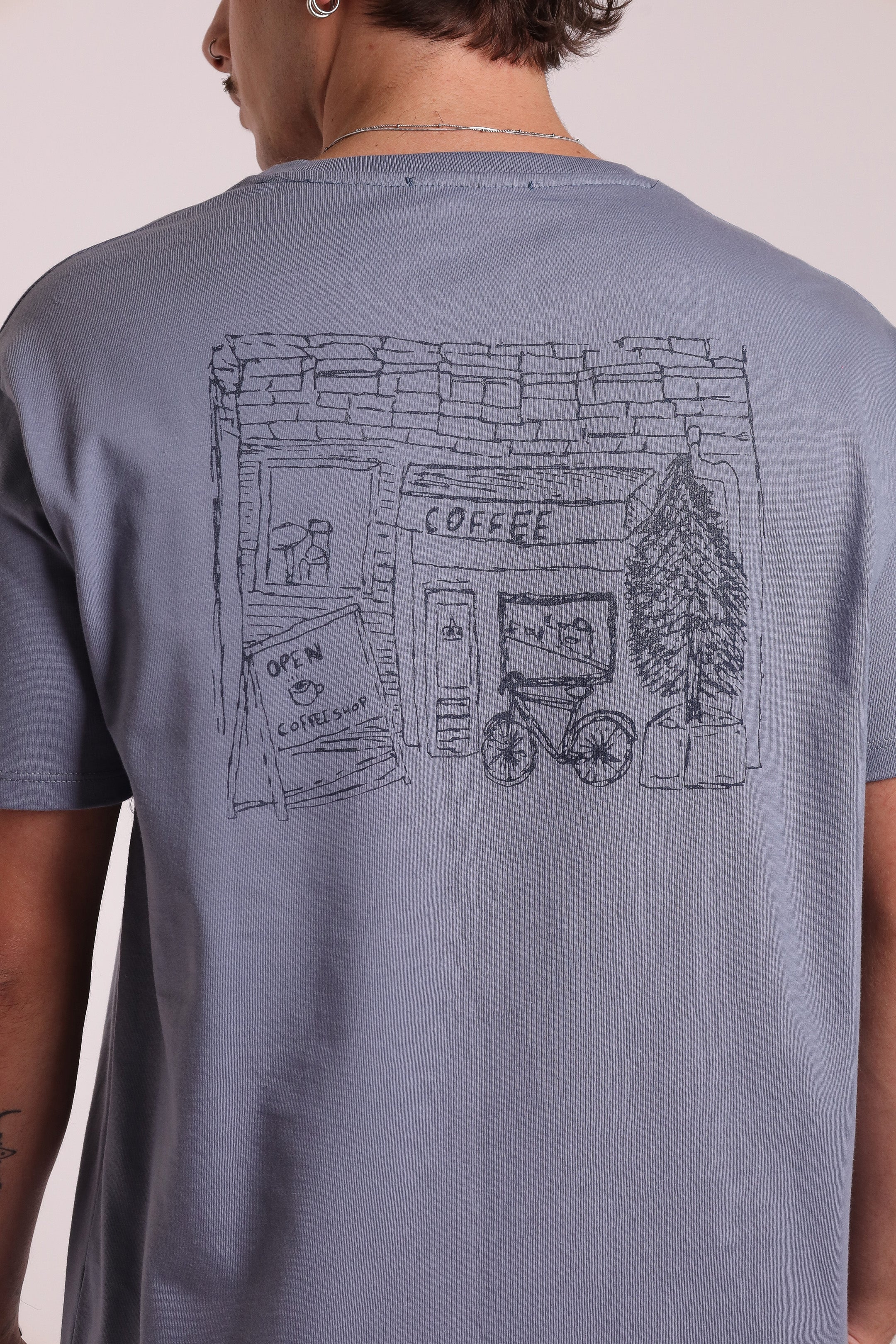REMERA COLD BREW